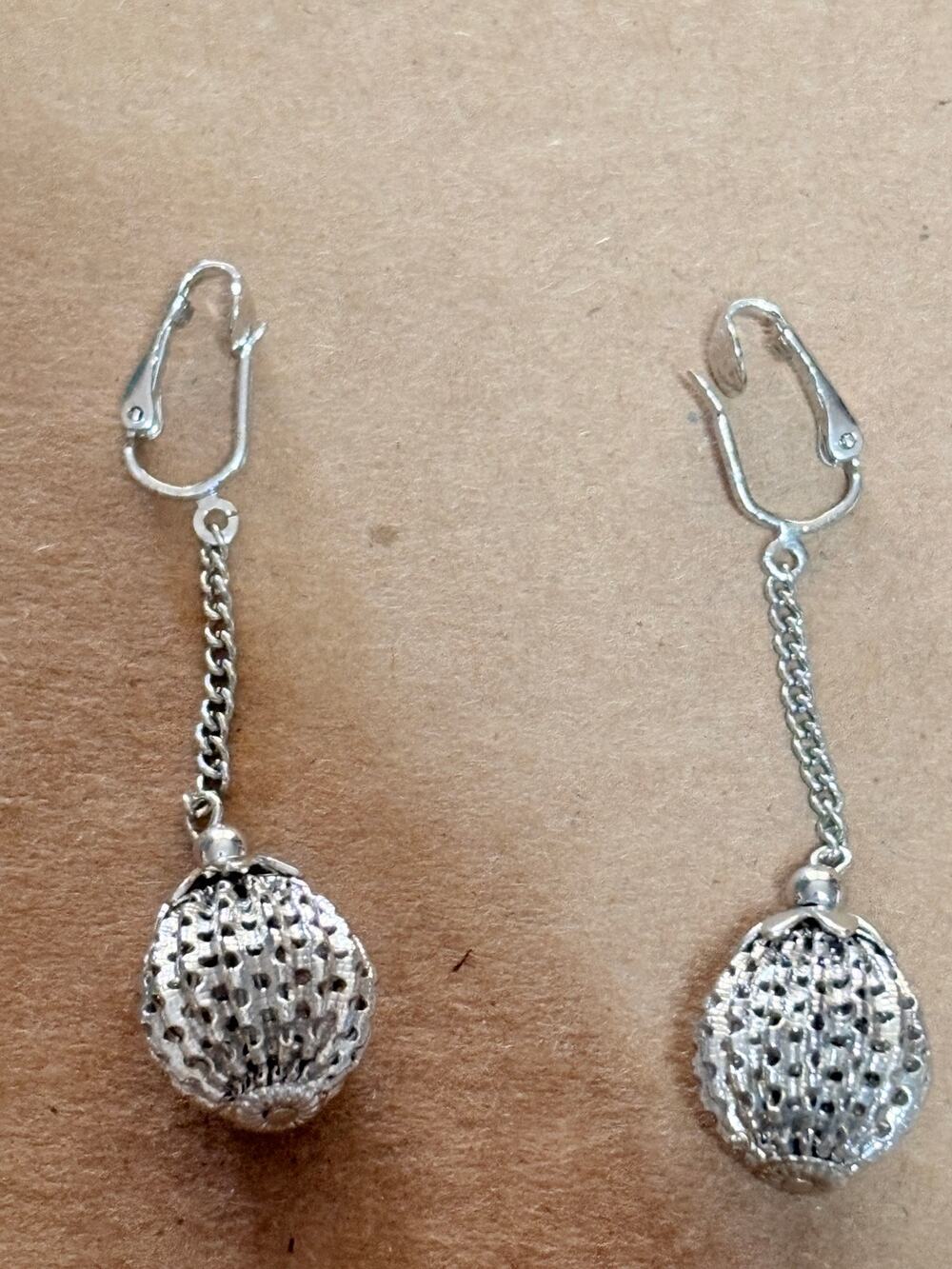 Artisan, Sarah Cov Vintage Mid Century Silver Tone Ball Drop Earrings